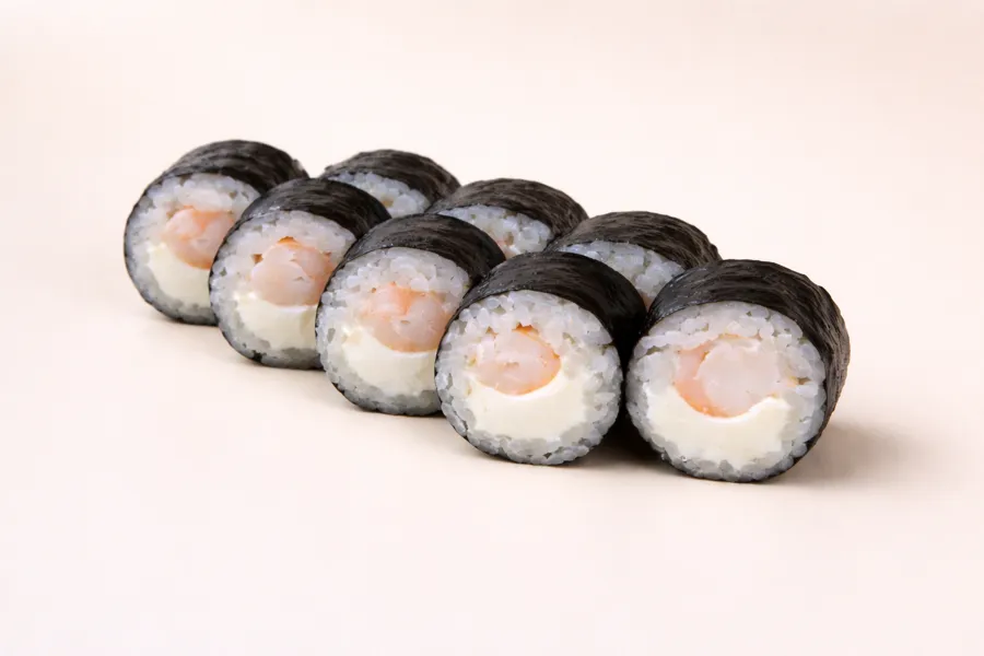 Ролл с креветками и сыром